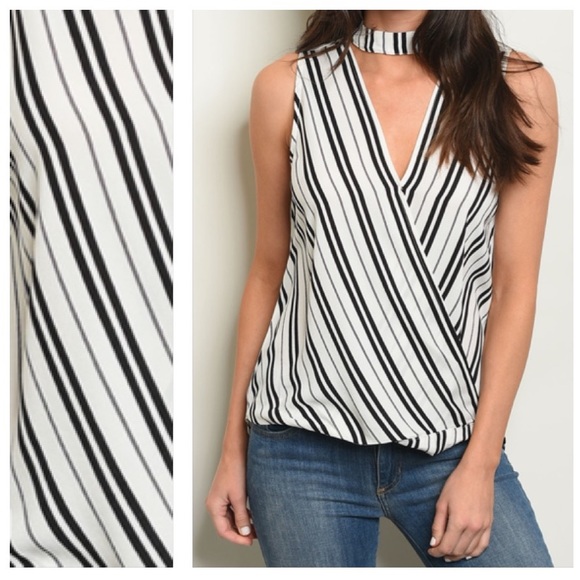 🎀SALE🎀Black & White striped choker blouse - Picture 3 of 8